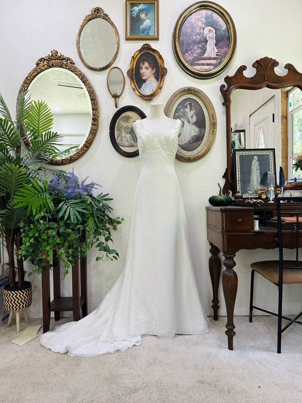 Alfred Angelo Ivory Satin A-Line Wedding Dress with Lace Bodice